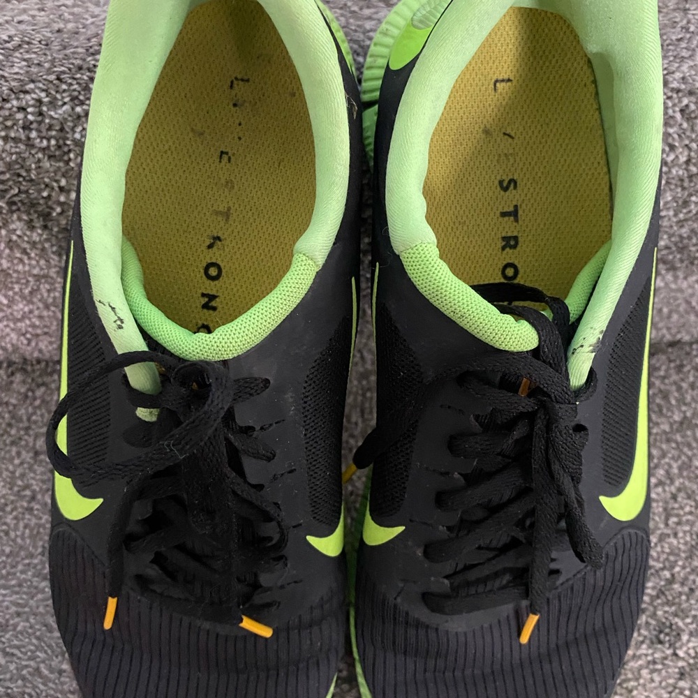 Livestrong Nike men shoe - Picture 8 of 8